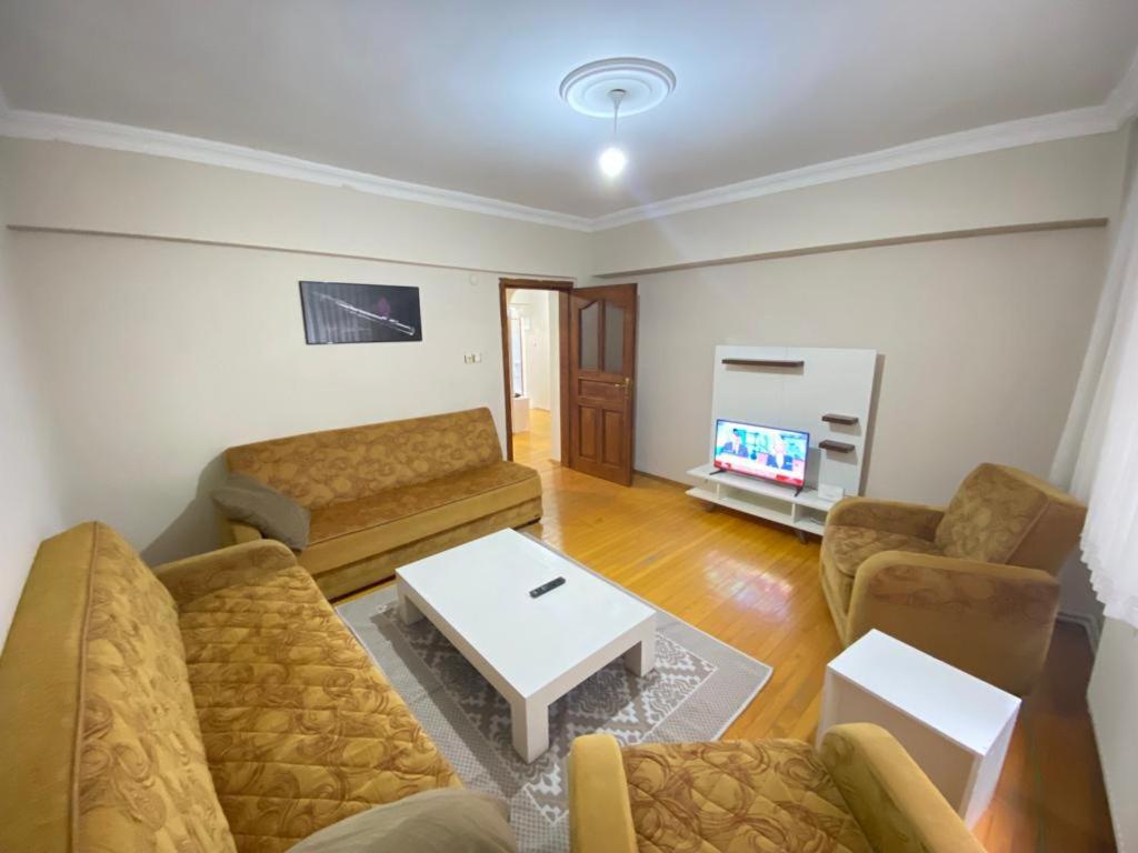 איסטמבול 2 Bedrooms Central Area Located Appartment 2 Floor מראה חיצוני תמונה